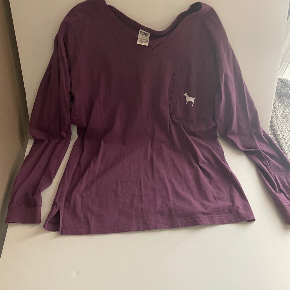 💜 Pink Long sleeve v neck tee💜